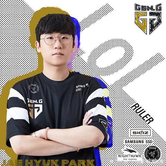 伺机反击 伺机反击