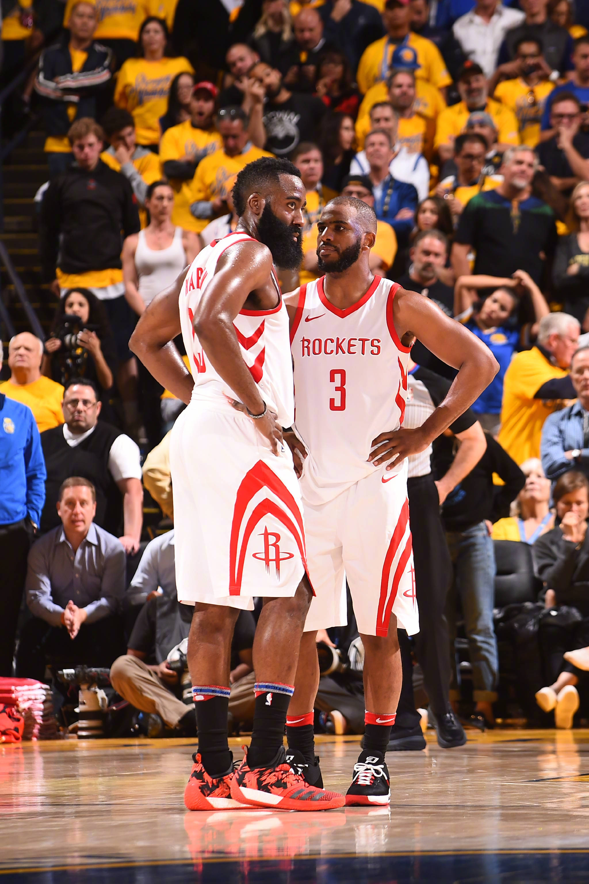 他们通过多 他们通过多