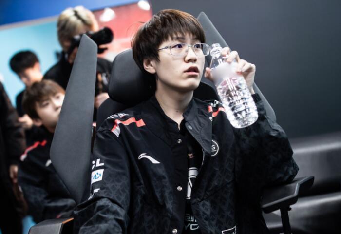 再次看到 再次看到